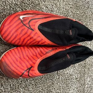 Nike Phantom soccer cleats. Good condition. Used one season. Size 10
